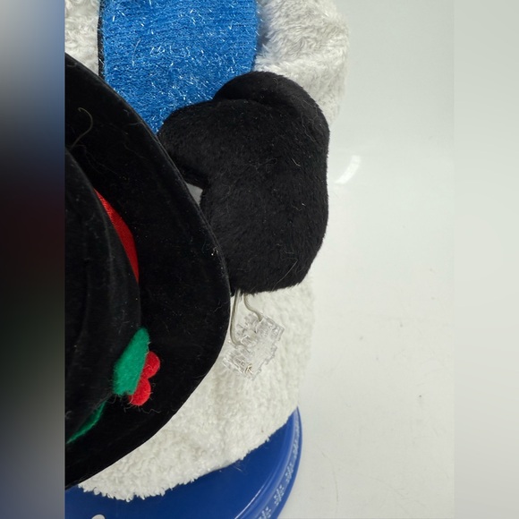 2002 Spinning Snowflake Animated Dancing / Singing Snowman by Gemmy Industries - Picture 6 of 9